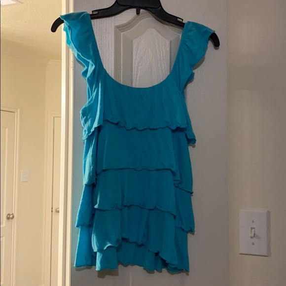 Express ruffle tank top - Picture 5 of 7